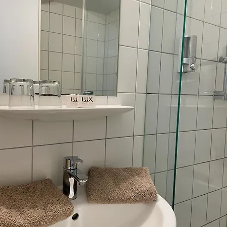 ゲストハウス ベルク シュトゥットガルト
